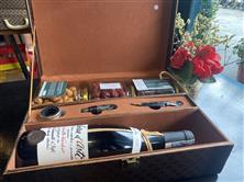 Set quà chai rượu vang đỏ Barbera, 14,5 %, nhập khẩu Ý, 3 lọ hạt quả, hộp da đôi to