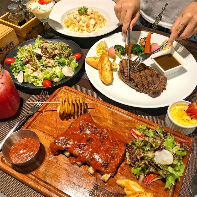 Nhà hàng bít tết ngon nhất Hà Nội