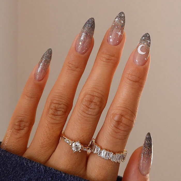 mẫu nail đơn giản sang trọng