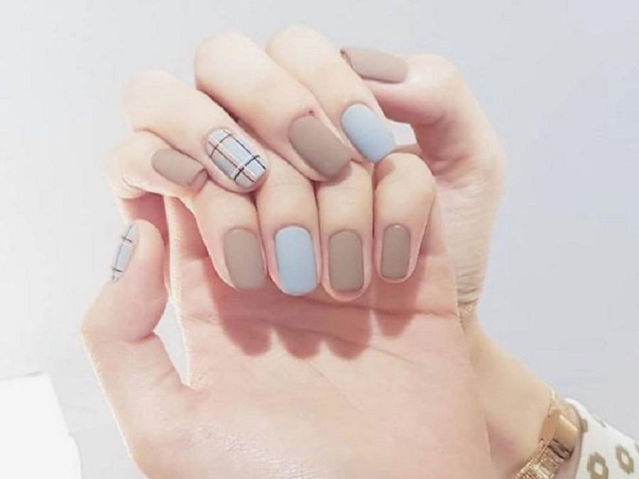 Mẫu nail đơn giản nhẹ nhàng