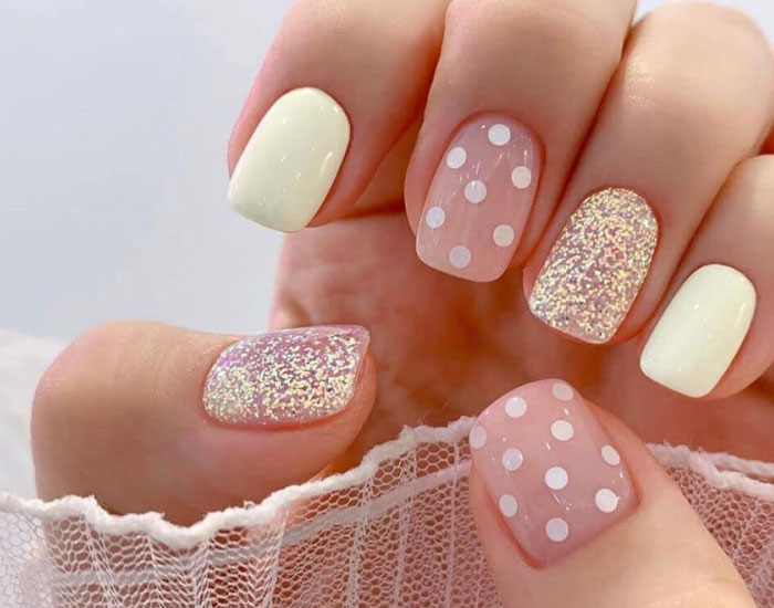 Mẫu nail đơn giản nhẹ nhàng
